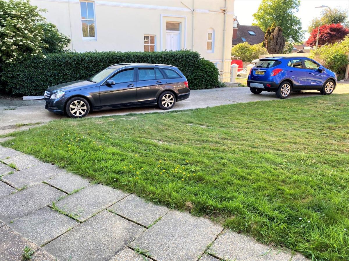 Luxury Suntrap In Private Complex St Leonards Leilighet Hastings Eksteriør bilde